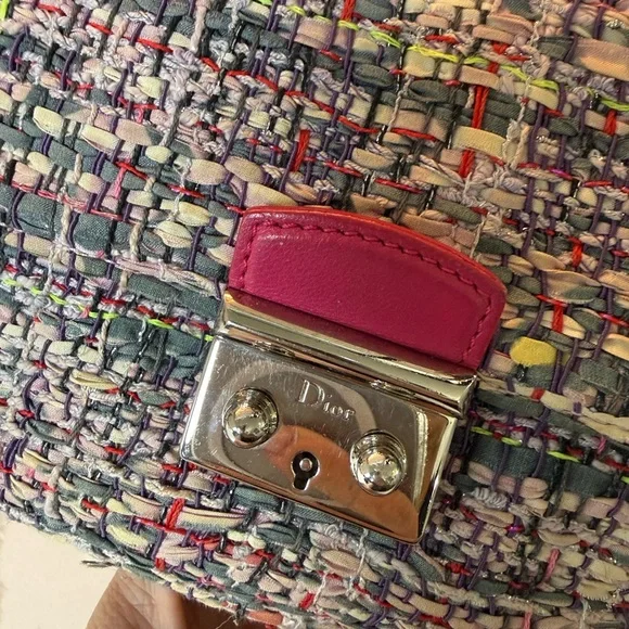 Christian Dior Limited Edition Tweed Miss Dior Clutch - Picture 6 of 16
